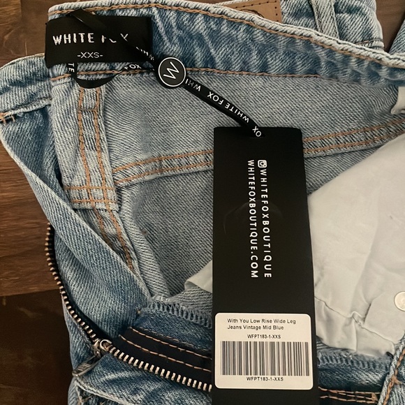 White Fox With You Low Rise Wide Leg Jeans - Picture 4 of 6
